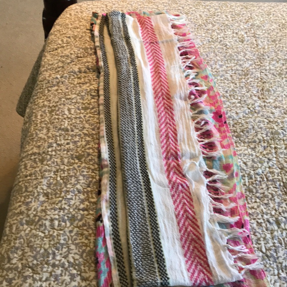 Infinity scarf - Picture 3 of 3